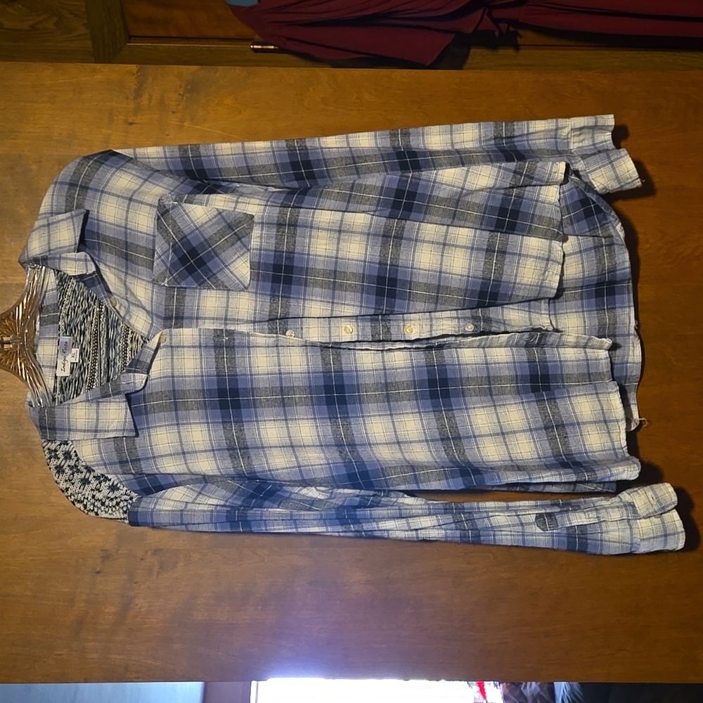 Womens xl button up